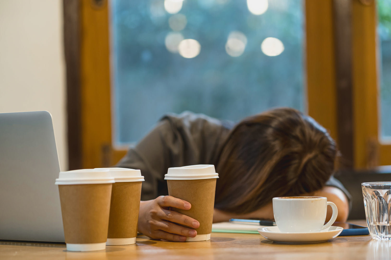 What Actually Causes an Energy Drink Crash (And How to Avoid It)